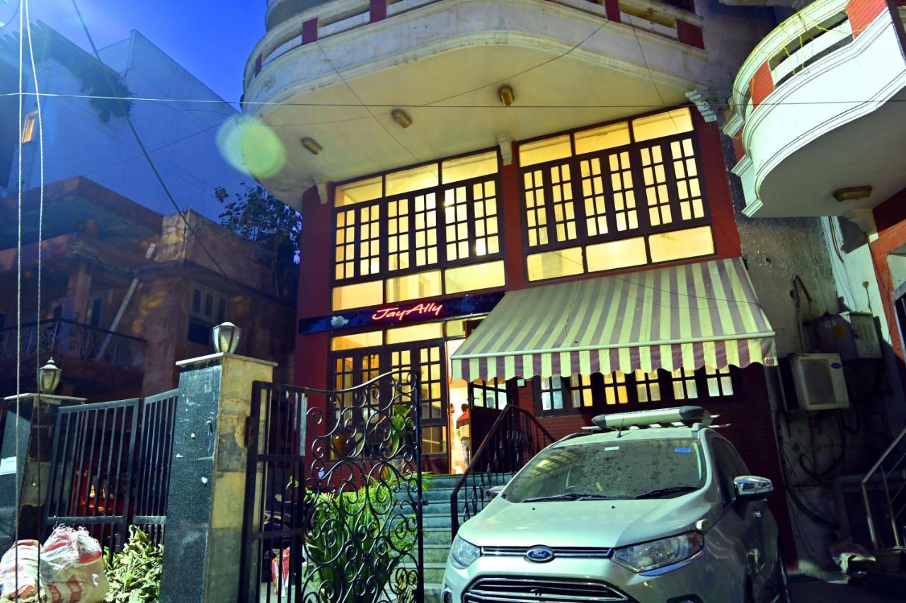 Jay Ally - Boutique Hotel New Delhi Bagian luar foto