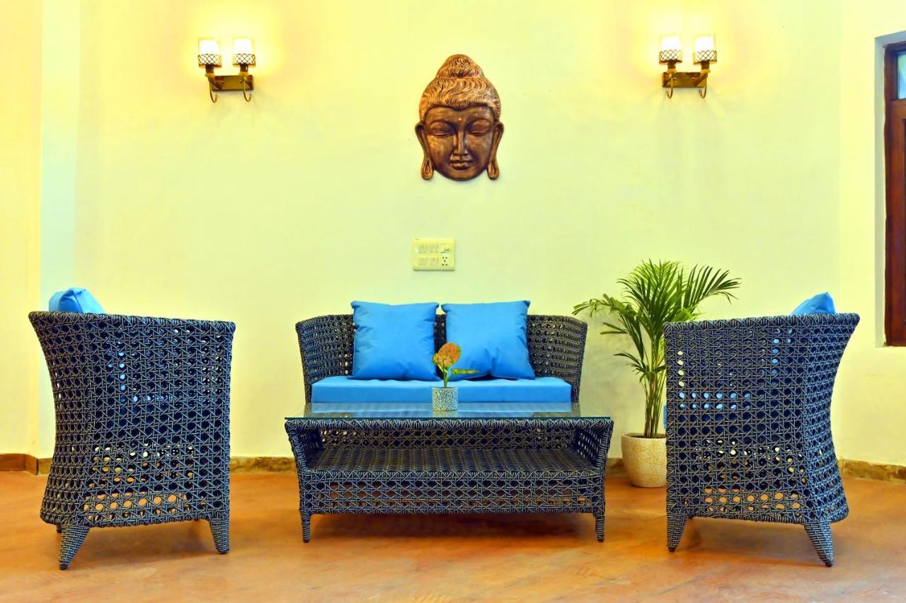 Jay Ally - Boutique Hotel New Delhi Bagian luar foto